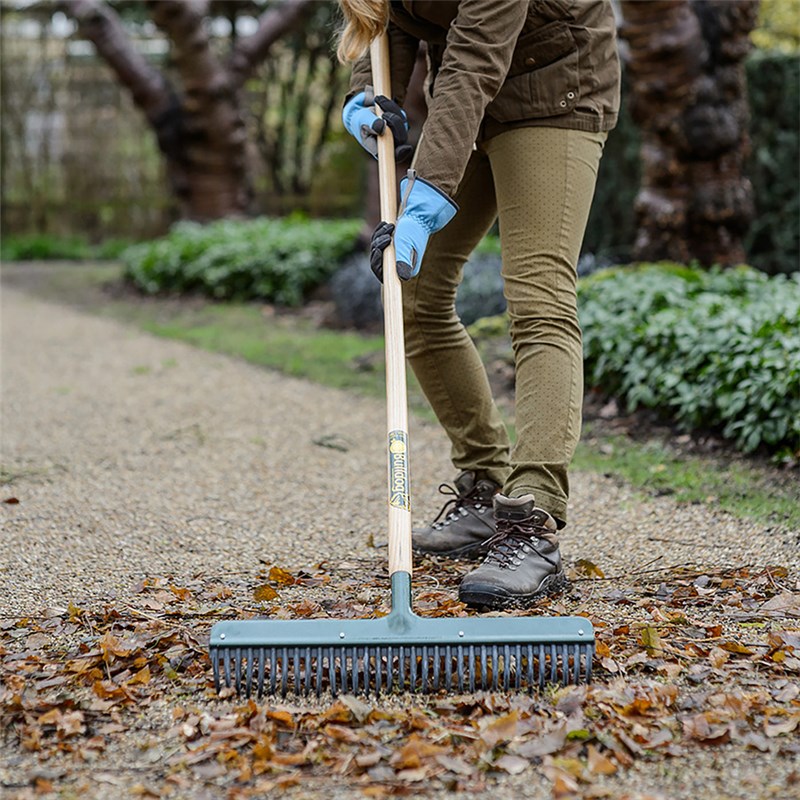Bulldog Premier 33 Finger Wizard Lawn Rake (9149N)